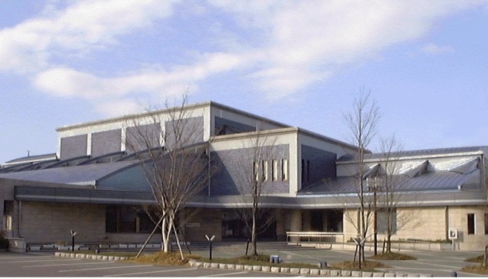 益田市図書館